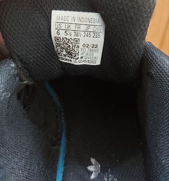 Фирменные демисезонные кроссовки " Adidas ZX 22"