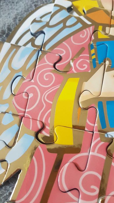 Twój Anioł Stróż, książeczka i złocone puzzle