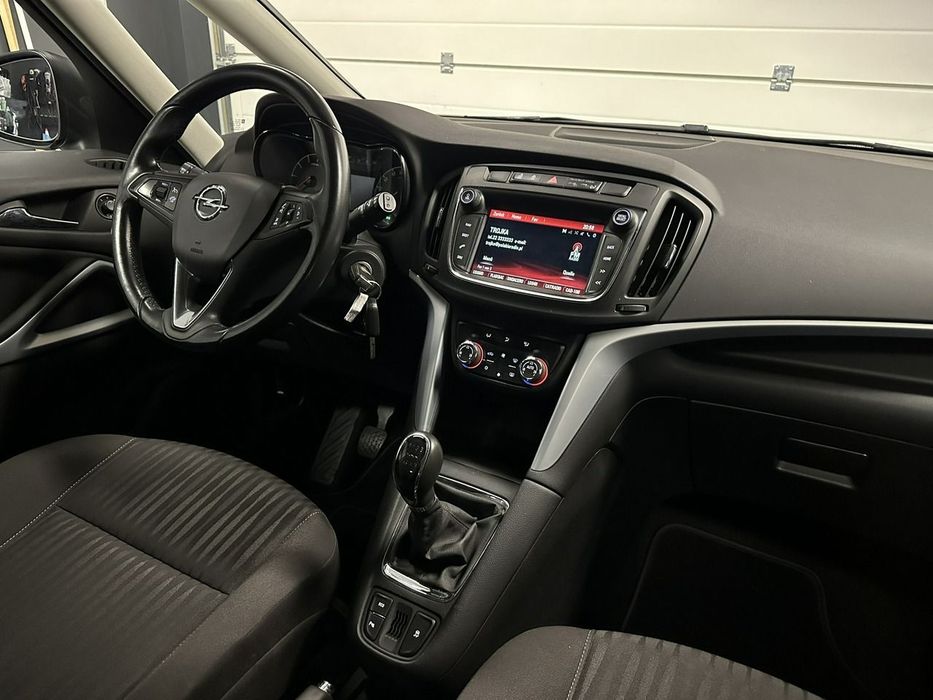 Opel Zafira Opel Zafira 1.4 Turbo 7 osobowy NAVI Zadbany REJ PL GWARANCJA