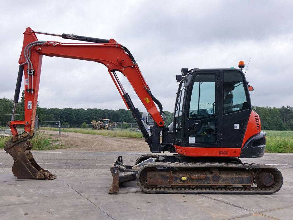 Wynajem miniładowarki bobcat minikoparki