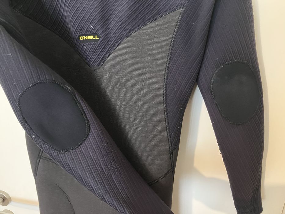Fato de surf e bodyboard O’neill Hyperfreak 4/3+