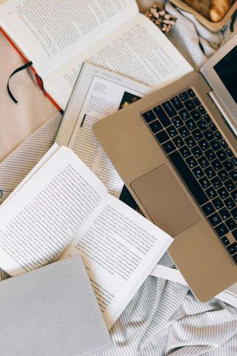 Apoio Acadêmico e Trabalhos Científicos