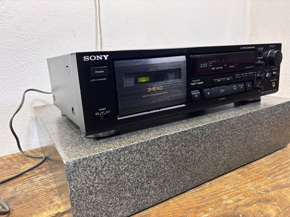 Magnetofon Sony TC K 590