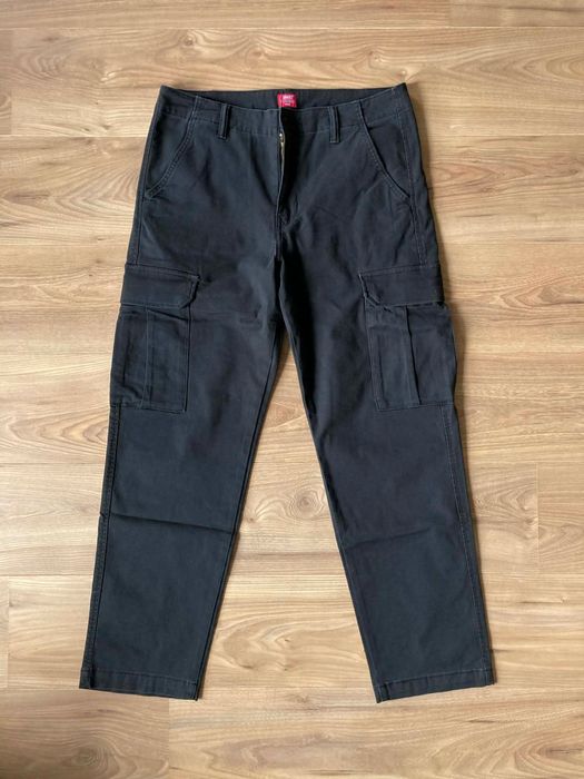Levi’s Cargo Taper 32x32