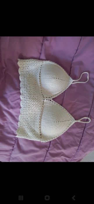 Top em crochet branco
