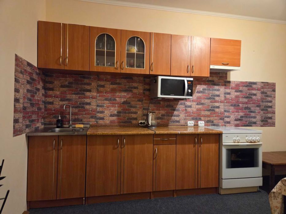 Продам двокімнатну квартиру пл. Шевченка 3 у центрі Вишгорода