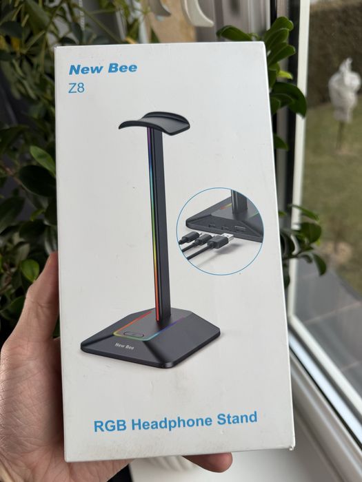 Uchwyt na słuchawki z USB New Bee NB-Z8 RGB
