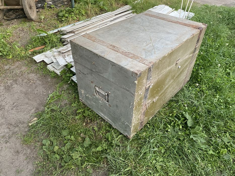 Ящик військовий для зберігання. Є різні розміри. Металеві, фанера