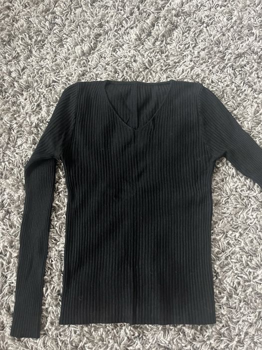 Кофта 44, чорна , приємна на дотик