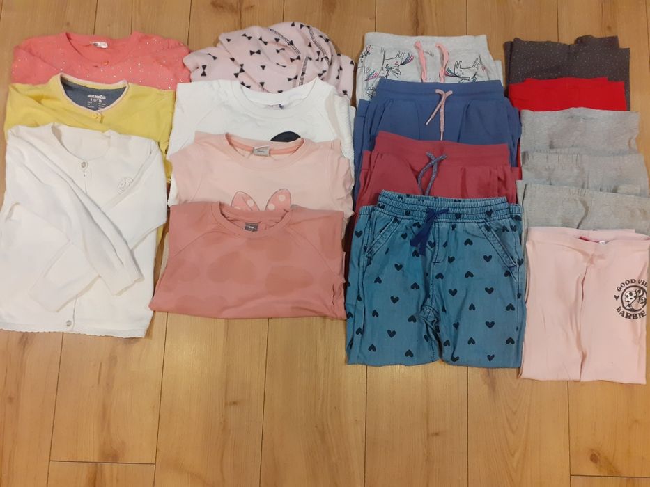 Paka ubrań dla dziewczynki 110/116