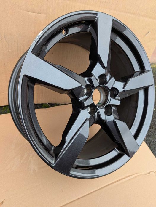 1x felga oryginalna AUDI A1 17'' 7,5J et46 82A601025P