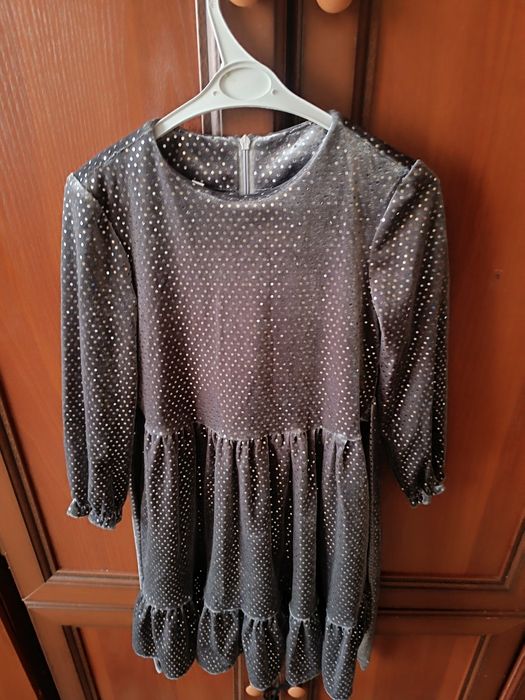 Плаття на дівчинку