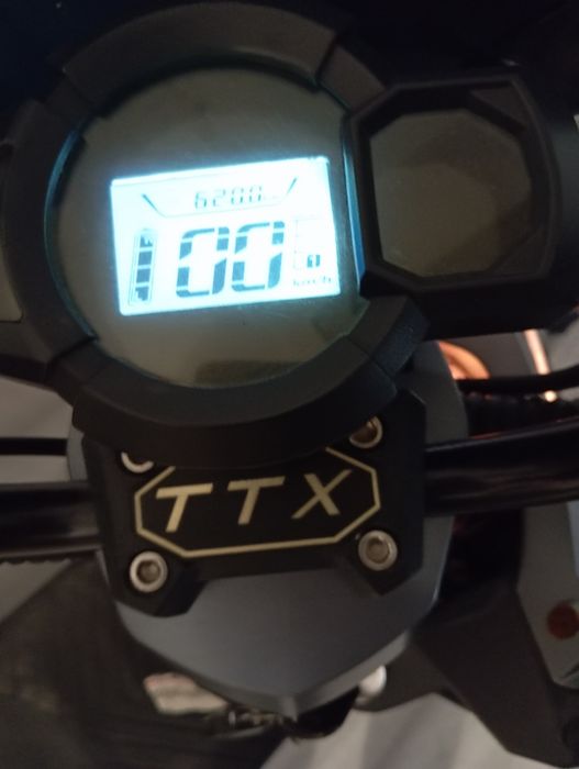 Moto elétrica(semi-nova)