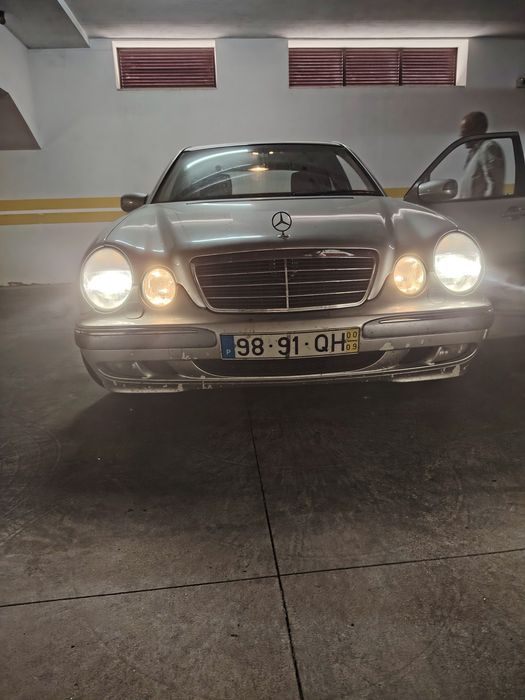 Mercedes-Benz 270 — fotografia 8