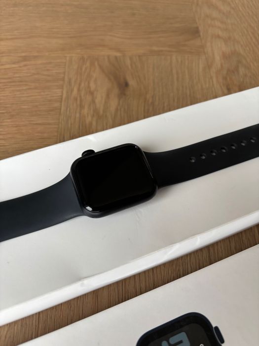 Idealny Apple Watch SE 2 gen 40 mm Midnight!