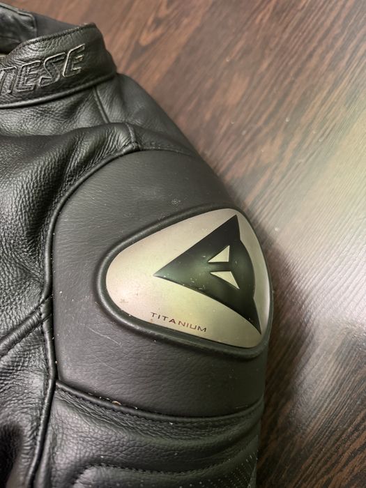 Dainese мотокуртка чоловіча 50 розмір М