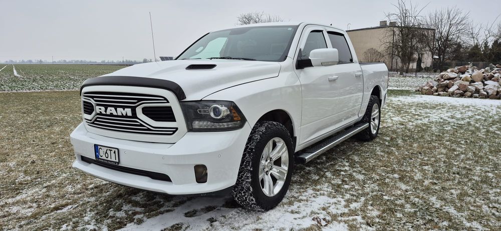 Dodge Ram Sport 5.7