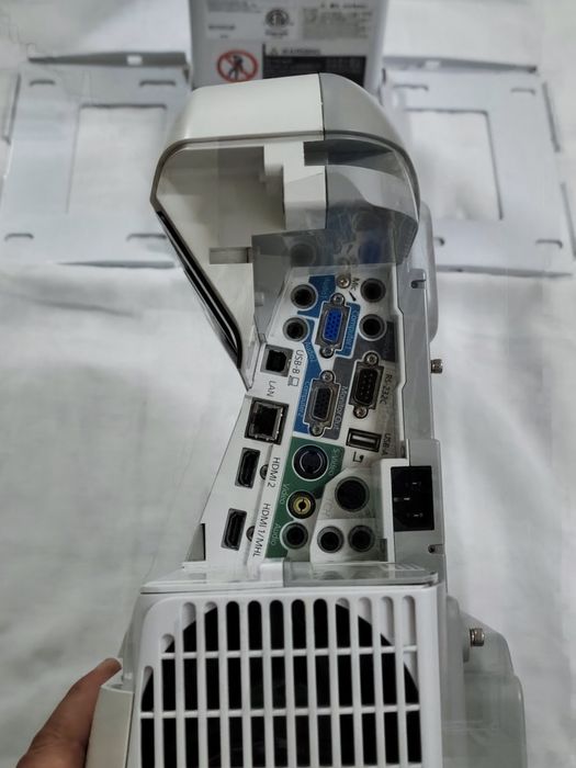 Projetor inteligente EPSON EB 595wi
