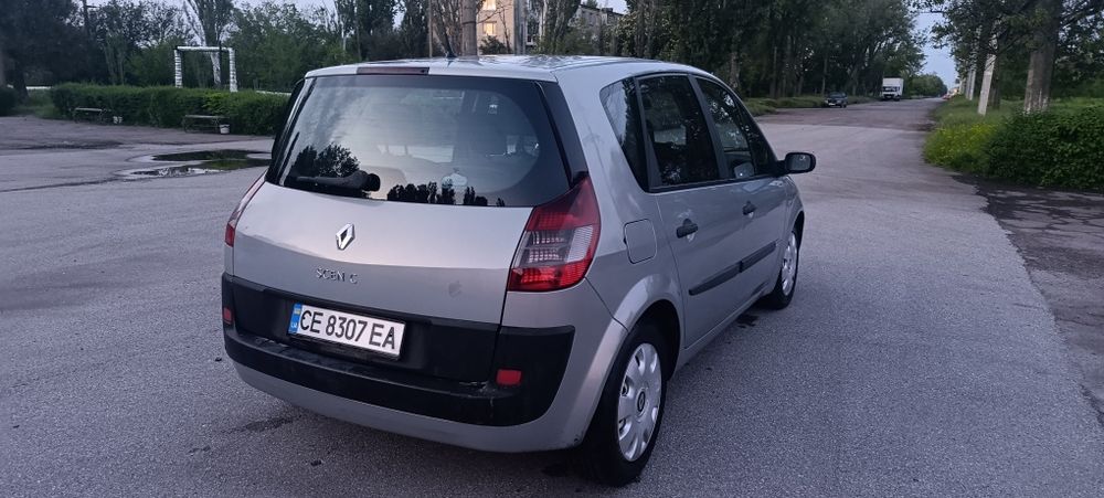 Renault scenic 2005 1.9 dci 6ст