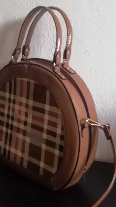 Mala de senhora 29 cm x 33 cm - Impecável!