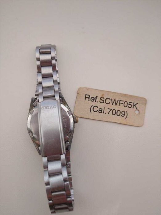 Оригінал,водостійкі з підсвіткою жіночі часи годинник SEIKO