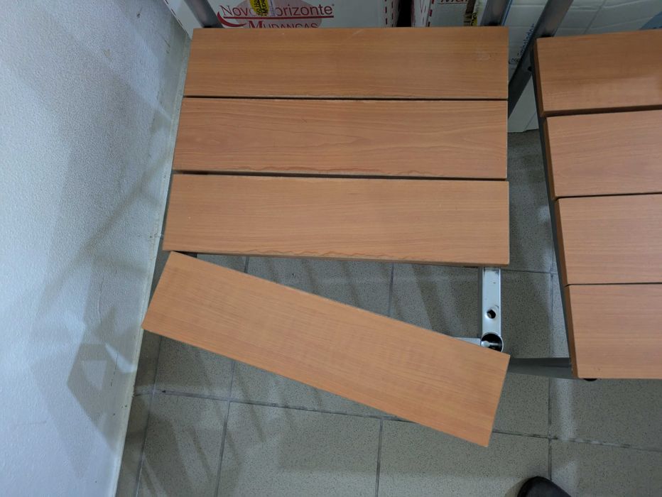 4 cadeiras para reparar