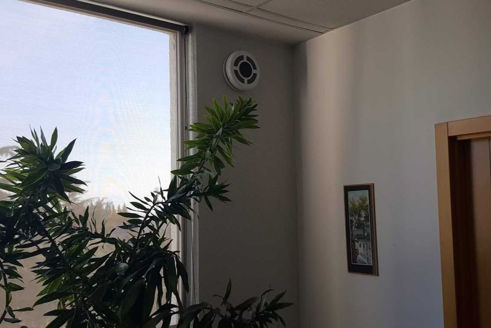 Алмазное бурение отверстий под вентиляцию . Алмазная резка без пыли