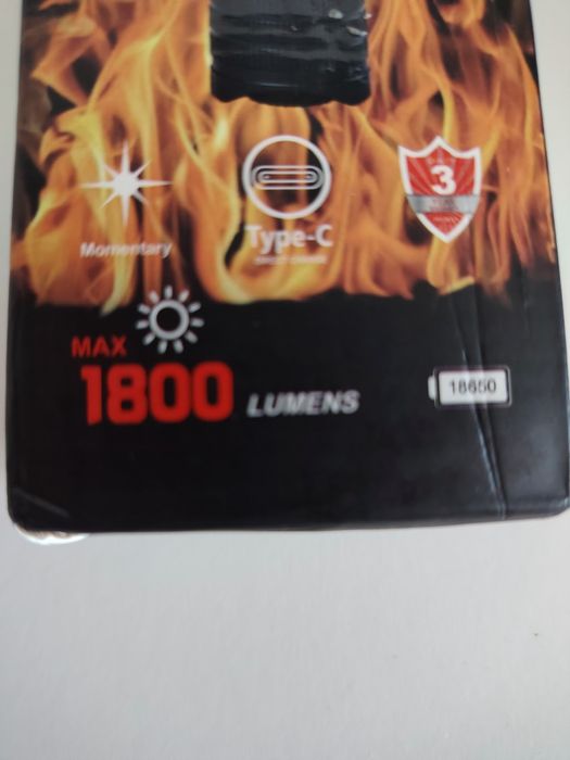 "UltraFire T5 – Pequena, Ultraleve e Poderosa! Domina a Noite com Luz