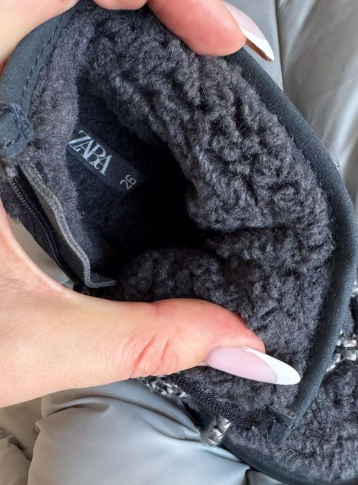 Чоботи Zara, черевики Zara, уггі 26