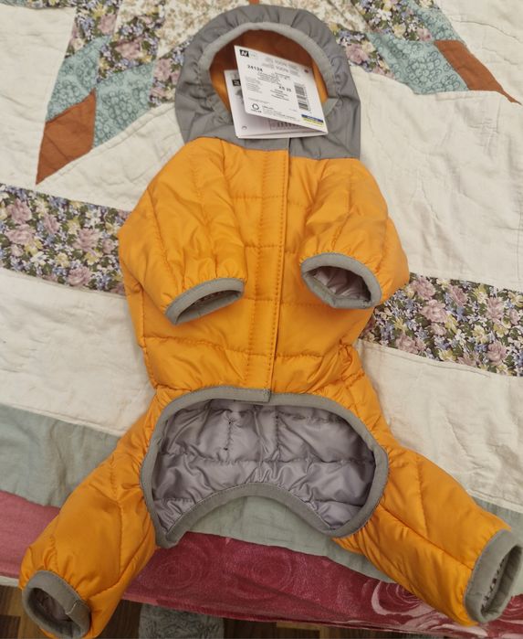 Зимний комбинезон для маленькой собачки