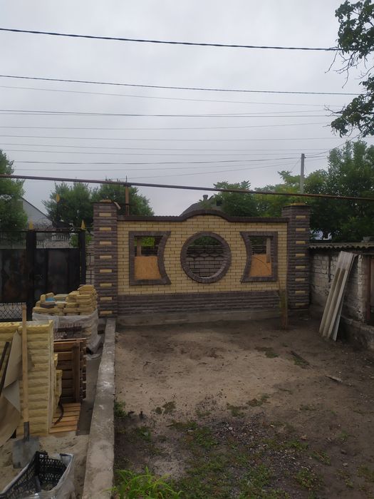 Каменщик выполнит работы