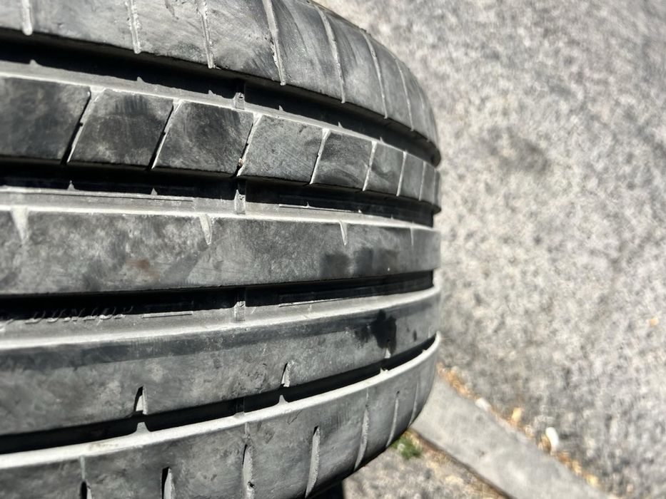 235/35/19 Dunlop 2 pneus