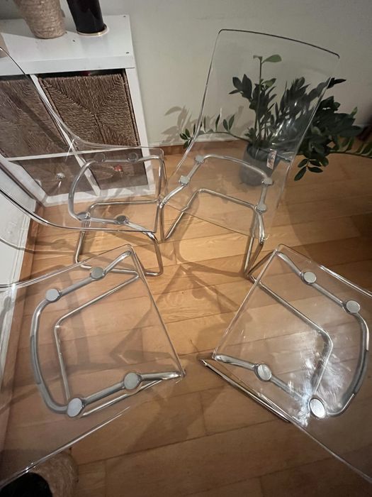 4 cadeiras para espaços variados / refeição