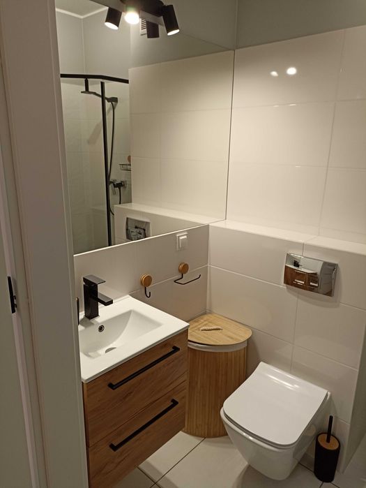 Piękna kawalerka w Activ Park , balkon 11m2, parking, komórka