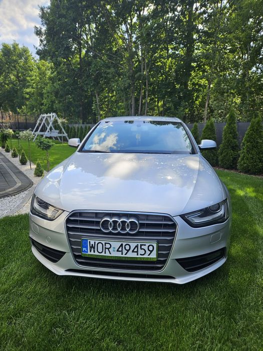 Sprzedam Piękną Audi A4 B8 Limousine /143KM