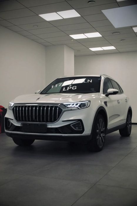 Hongqi HS5