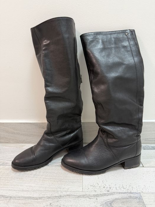 Шкіряні високі чоботи