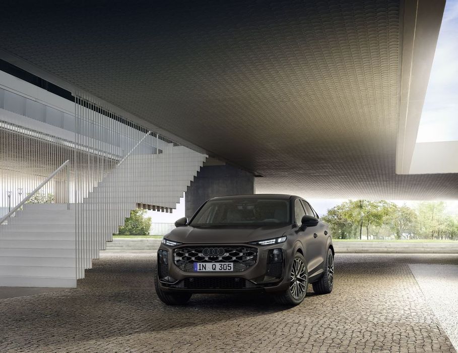 Audi Q3 Sportback e-hybrid S tronic