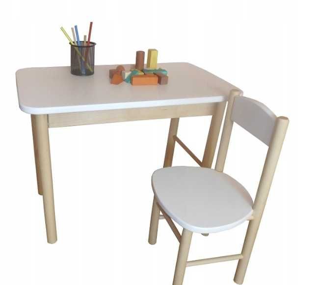 Stolik i krzesło dla dziecka.