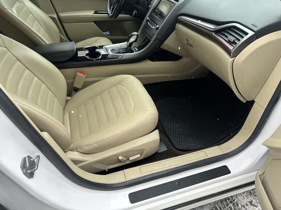 Ford Fusion Hybrid
