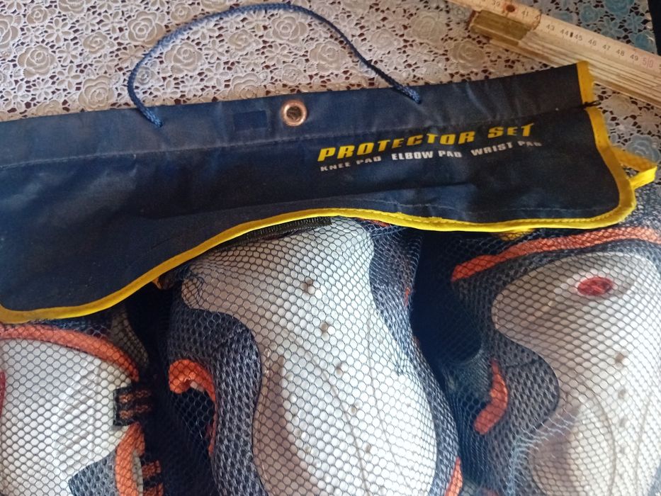 Ochraniacze na łokcie kolana i ręce