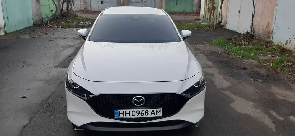 Мазда 3 автомат 2021г в белом цвете mazda 3 automat хэтчбек авто обмен