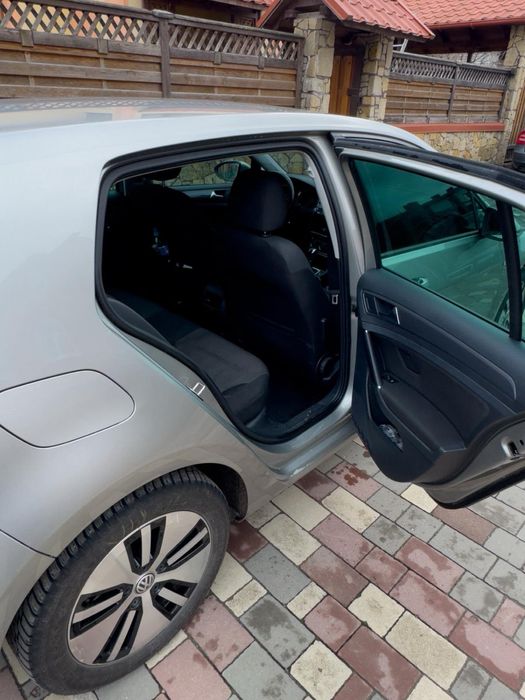 Продам автомобіль е гольф