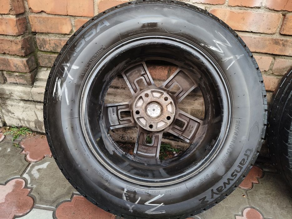 Продам колеса R16 215/65