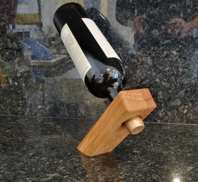 Suporte garrafas vinho inclinado