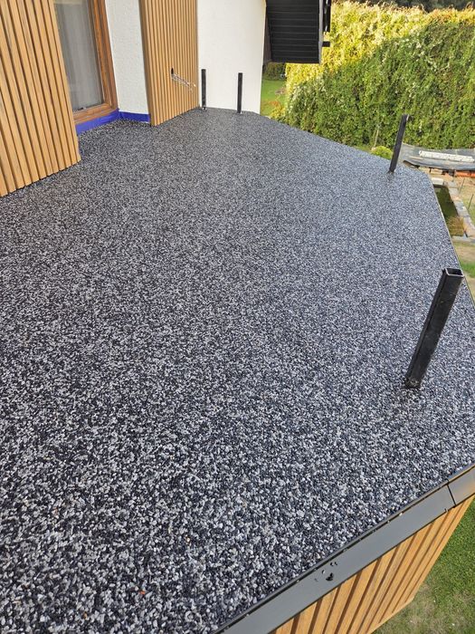 Posadzki żywiczne, kamienne dywany.