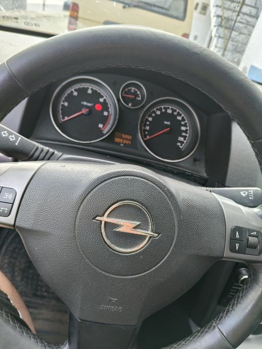 Vendo Opel astra 1.7 CDTI