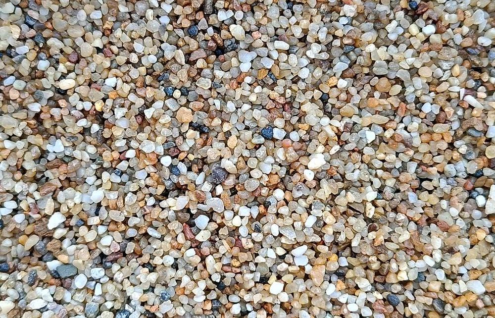 Żółty, bursztynowy piasek, żwirek kwarcowy do akwarium 2-3mm 25kg