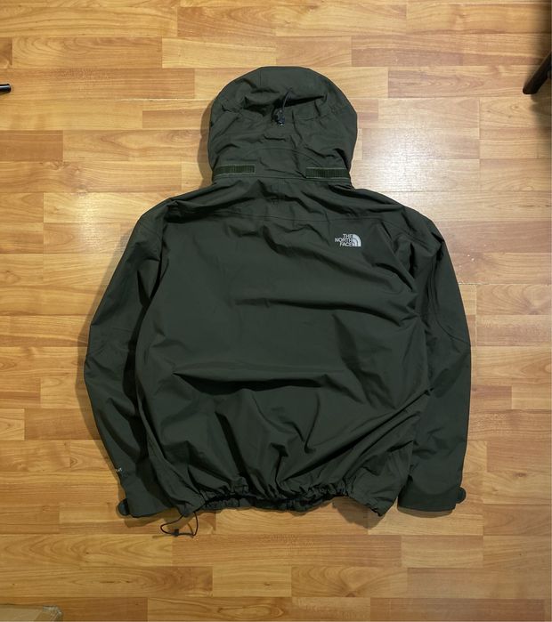 (M,XL) THE NORTH FACE хаки курточка на мембране весенняя осенняя