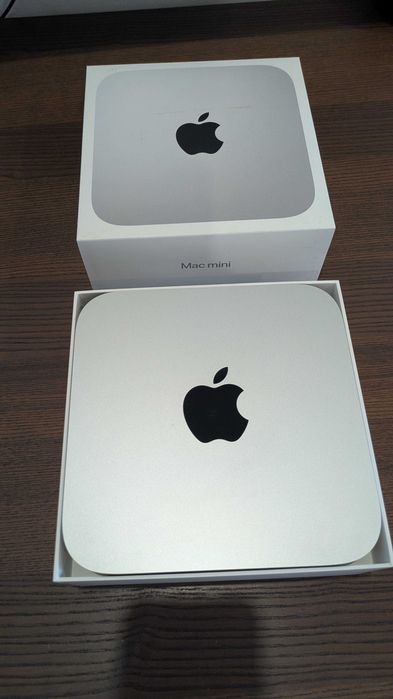 Apple Mac mini M2 Pro 16GB / 512GB + Extras
